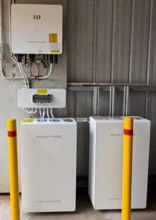 A real Mango Power 28.6kWh install in a Victorian garage